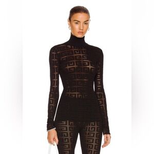 GIVENCHY
All Over 4G Turtleneck Sweater